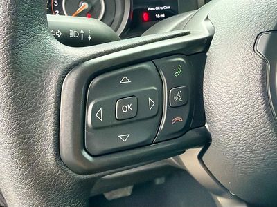 2026 Jeep Wrangler — photo 33 view