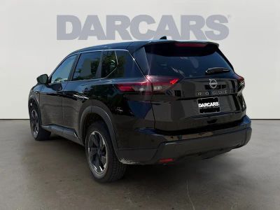 2025 Nissan Rogue — detail view
