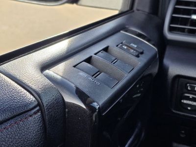 2018 Toyota 4Runner — photo 15 view
