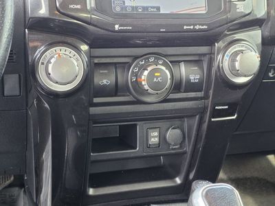 2018 Toyota 4Runner — photo 20 view