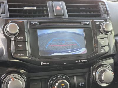 2018 Toyota 4Runner — photo 10 view