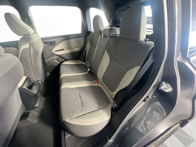2025 Subaru Forester — photo 27 view