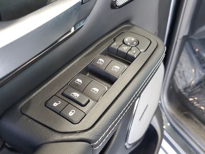 2026 Ram 1500 — photo 14 view
