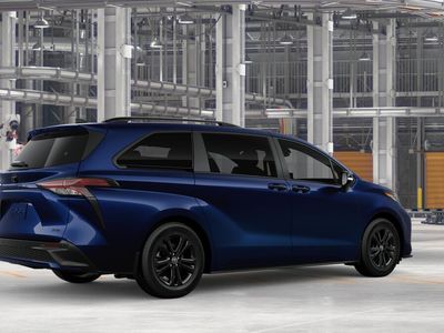 2026 Toyota Sienna — photo 10 view