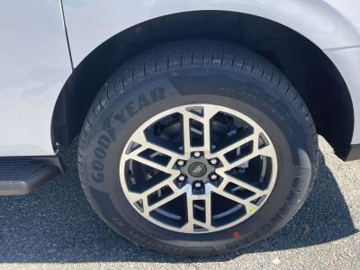 2025 Ford Expedition Max - Photo 9