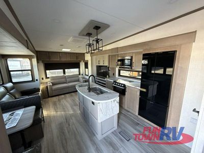 2026 KZ Durango Half-Ton - Photo 15