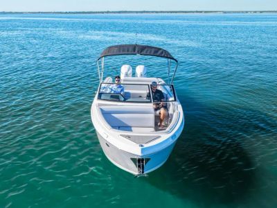 2025 Aviara AV28 Outboard - Photo 11