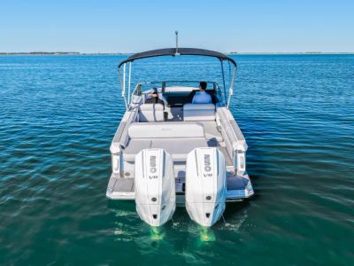 2025 Aviara AV28 Outboard - Photo 5