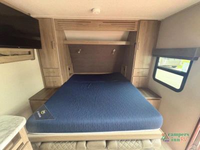 2021 Grand Design Imagine XLS — photo 16 view