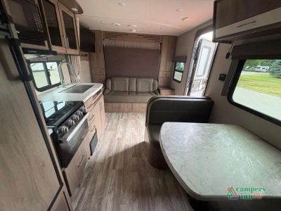 2021 Grand Design Imagine XLS — photo 8 view