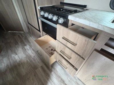2021 Grand Design Imagine XLS — photo 29 view