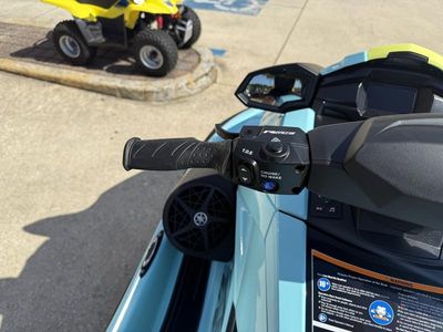 2025 Yamaha WaveRunners VX Limited HO — photo 15 view