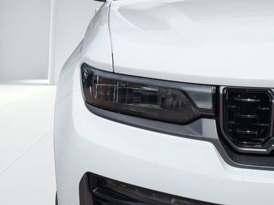 2026 Jeep Grand Cherokee — photo 9 view