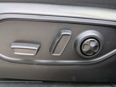 2026 Jeep Grand Cherokee — photo 21 view