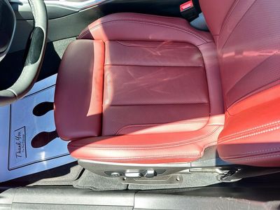 2025 BMW 3 Series - Photo 19