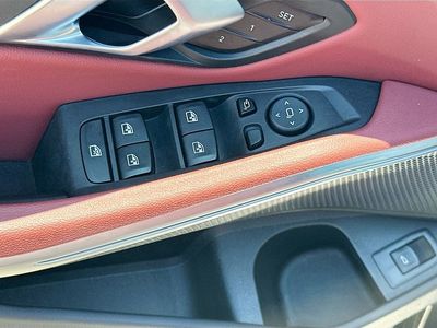 2025 BMW 3 Series - Photo 18