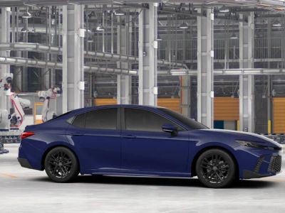 2026 Toyota Camry - Photo 15