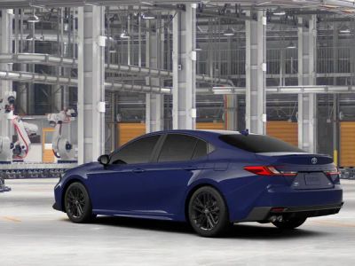 2026 Toyota Camry - Photo 8