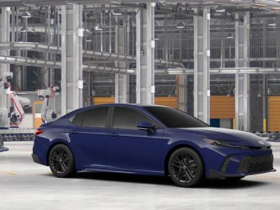 2026 Toyota Camry - Photo 16