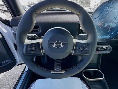 2026 MINI Cooper — photo 8 view