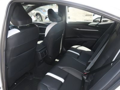 2026 Toyota Camry - Photo 8