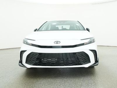 2026 Toyota Camry - Photo 18