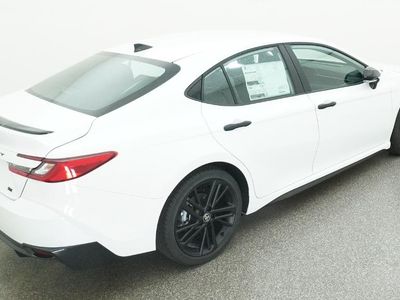 2026 Toyota Camry - Photo 22