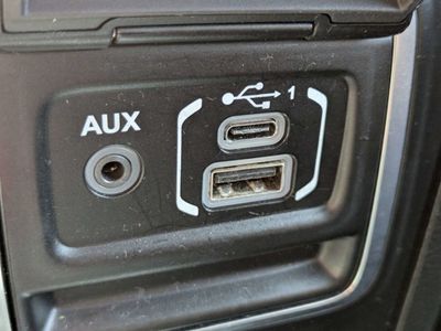2021 Jeep Gladiator — photo 19 view