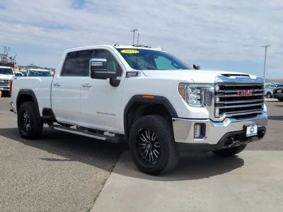 2023 GMC Sierra 2500HD — interior view