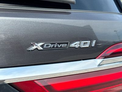 2020 BMW X7 — photo 11 view