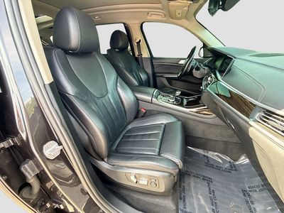 2020 BMW X7 — photo 16 view
