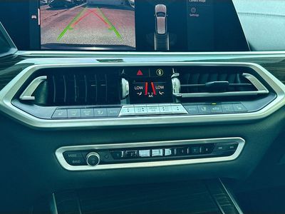 2020 BMW X7 — photo 37 view
