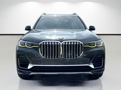 2020 BMW X7 — photo 8 view