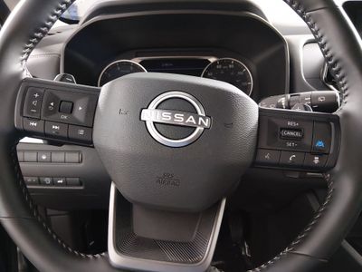 2025 Nissan Rogue - Photo 12