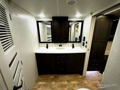 2025 Redwood RV Redwood — photo 26 view