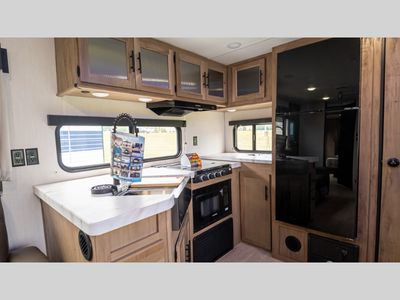 2025 Forest River RV Cherokee Grey Wolf - Photo 26