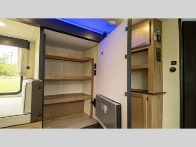 2025 Forest River RV Cherokee Grey Wolf - Photo 32