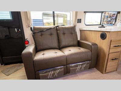 2025 Forest River RV Cherokee Grey Wolf - Photo 25