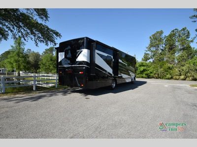 2025 Newmar Bay Star — engine compartment view