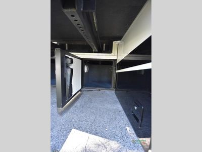 2025 Newmar Bay Star — photo 32 view