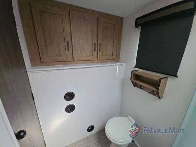 2024 Coachmen RV Freedom Express Ultra Lite — photo 31 view