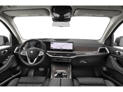 2026 BMW X7 — detail view