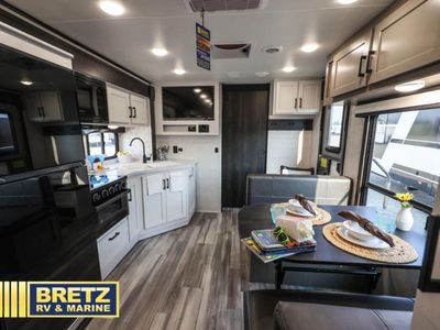 2024 Jayco Jay Feather — photo 13 view