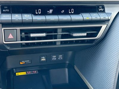 2026 Toyota Camry — photo 33 view