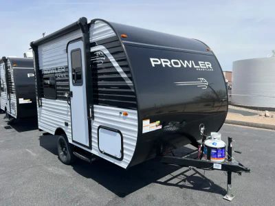 2026 Jayco PROWLER LYNX — front three-quarter view