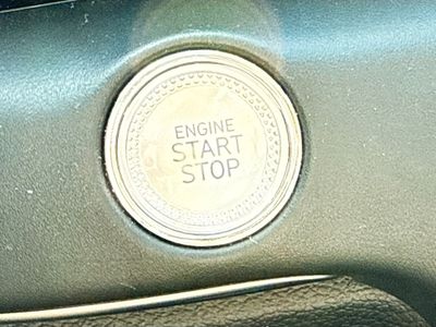 2025 Genesis GV80 - Photo 36