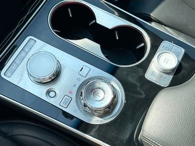 2025 Genesis GV80 - Photo 28