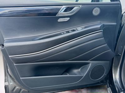 2025 Genesis GV80 - Photo 22