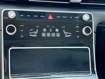 2025 Genesis GV80 - Photo 34