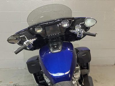 2025 Indian Motorcycle Roadmaster PowerPlus Limited Spirit Blue Metallic — photo 15 view